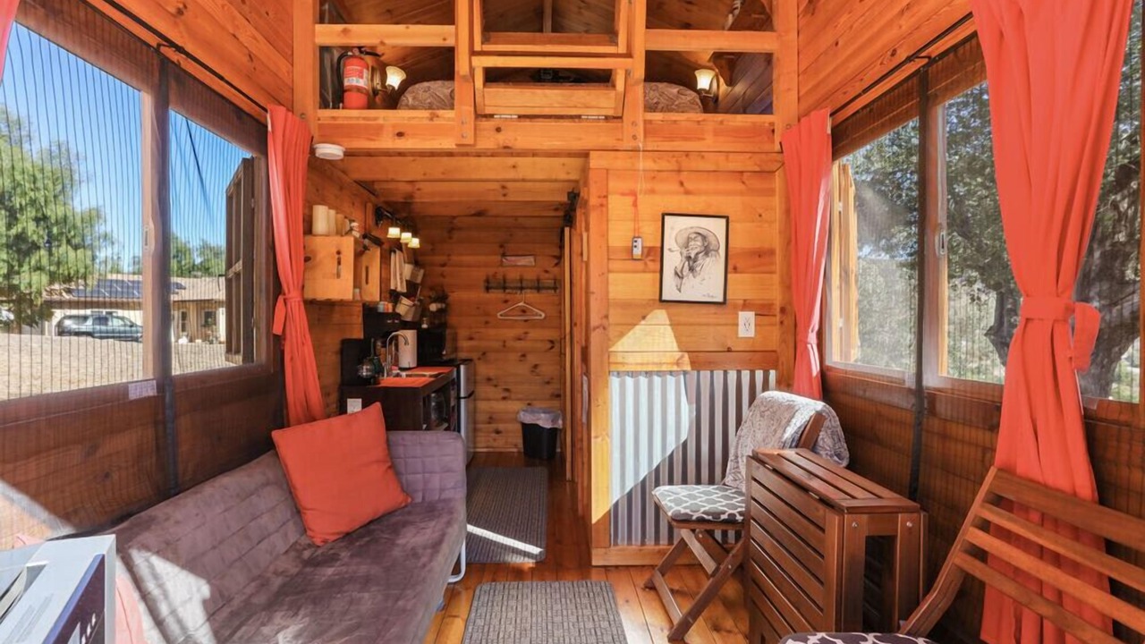 Photo of Livingroom in San Diego Country Estates