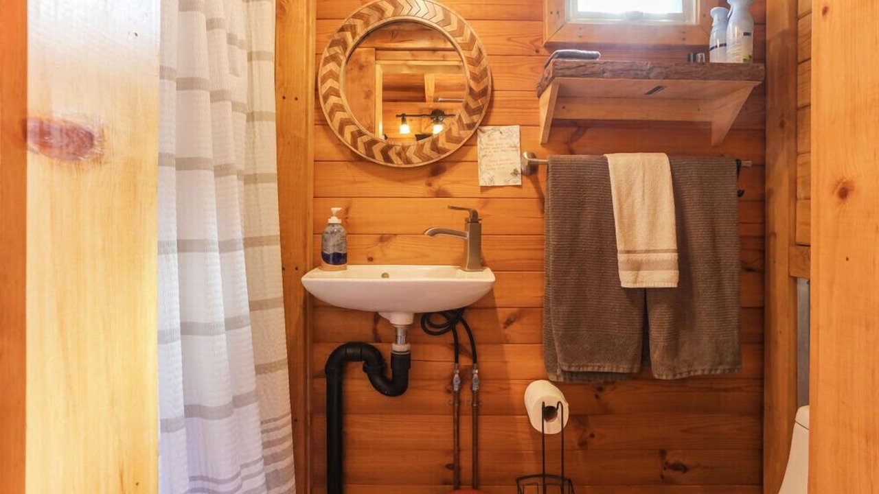 Photo of Bathroom in San Diego Country Estates
