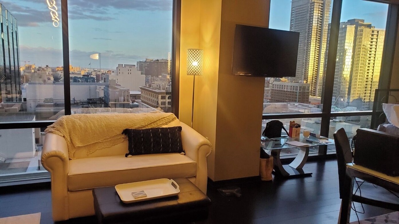 Photo of Livingroom in Financial District