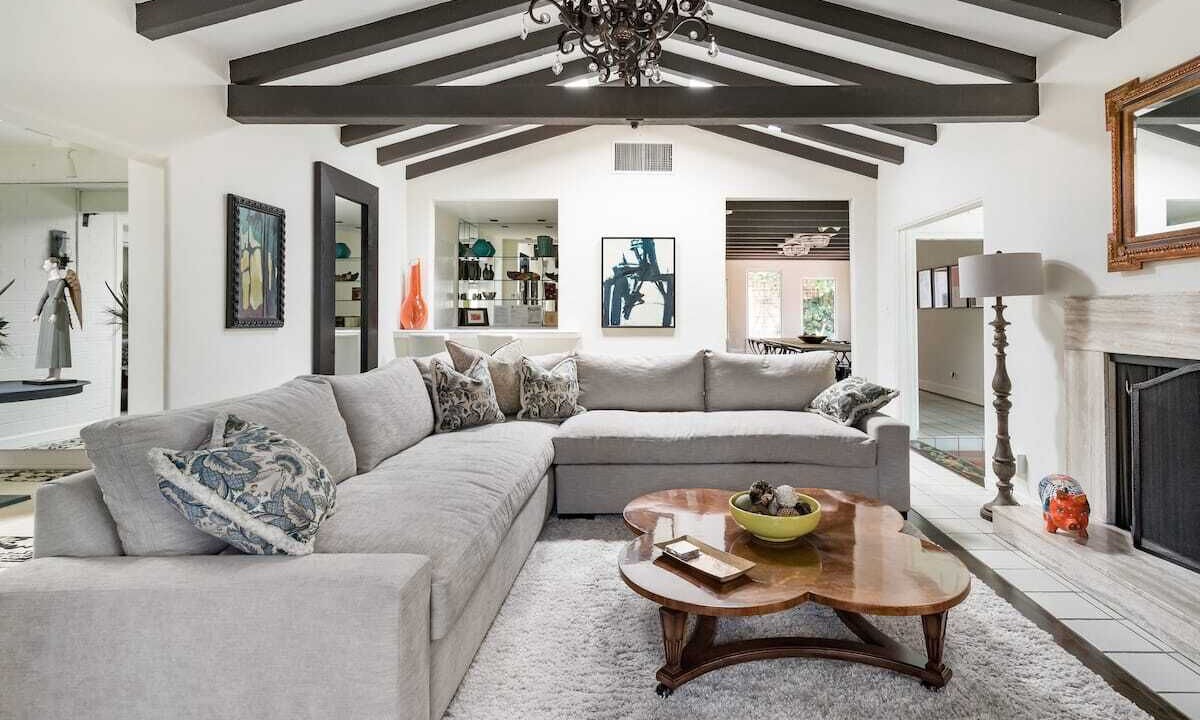 Photo of Livingroom in The Mesa