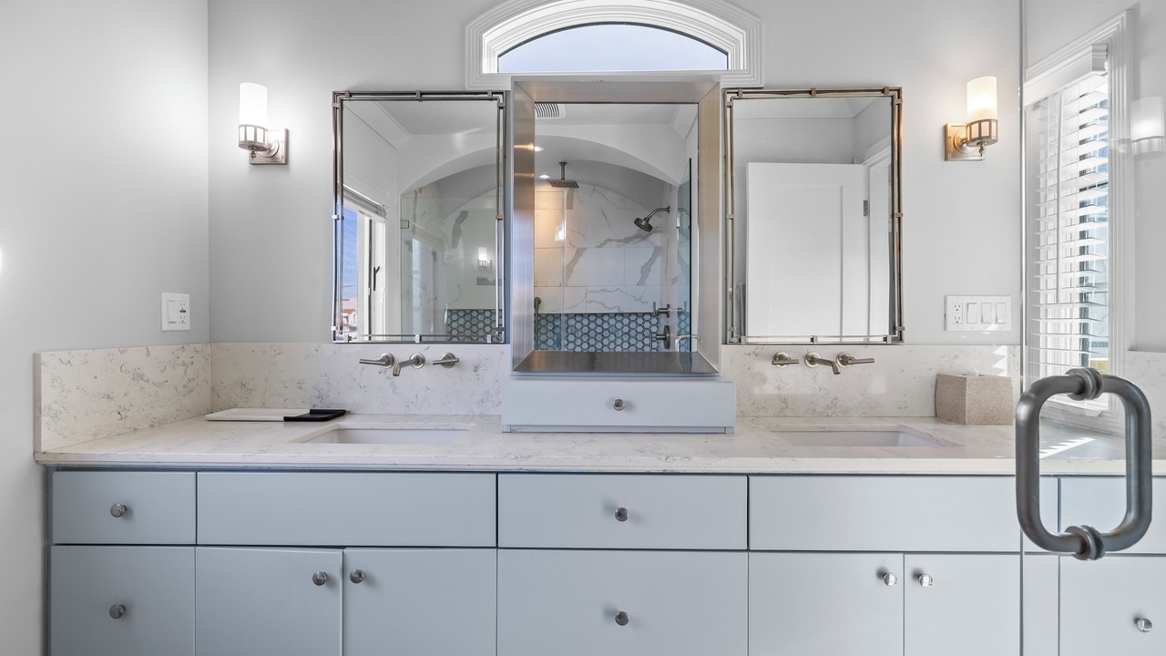 Photo of Bathroom in South Redondo