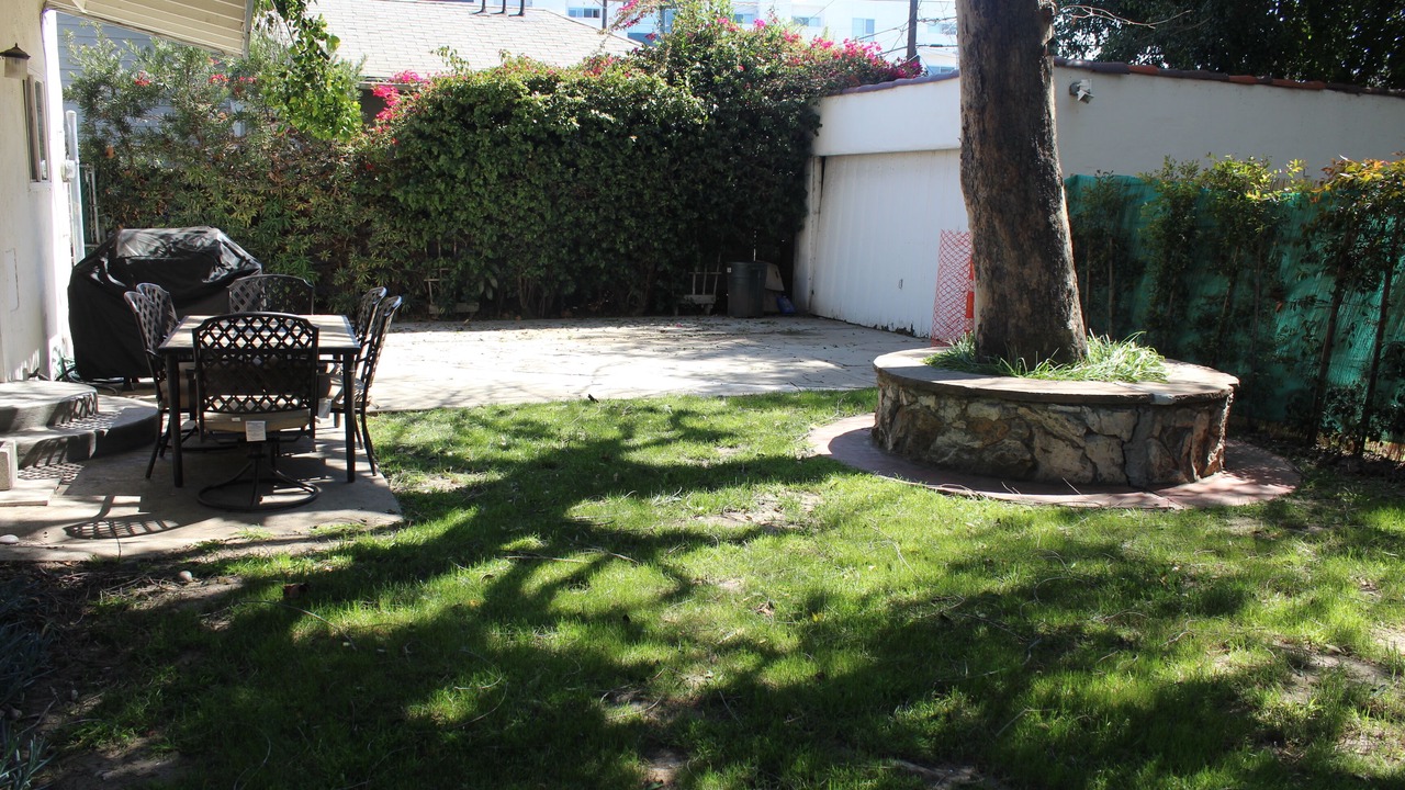 Photo of Outdoor in Sawtelle
