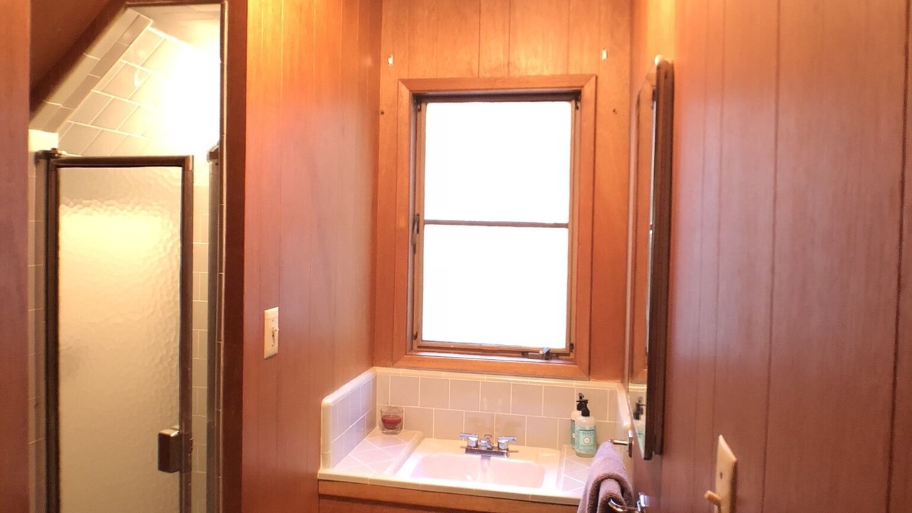Photo of Bathroom in Lake Arrowhead