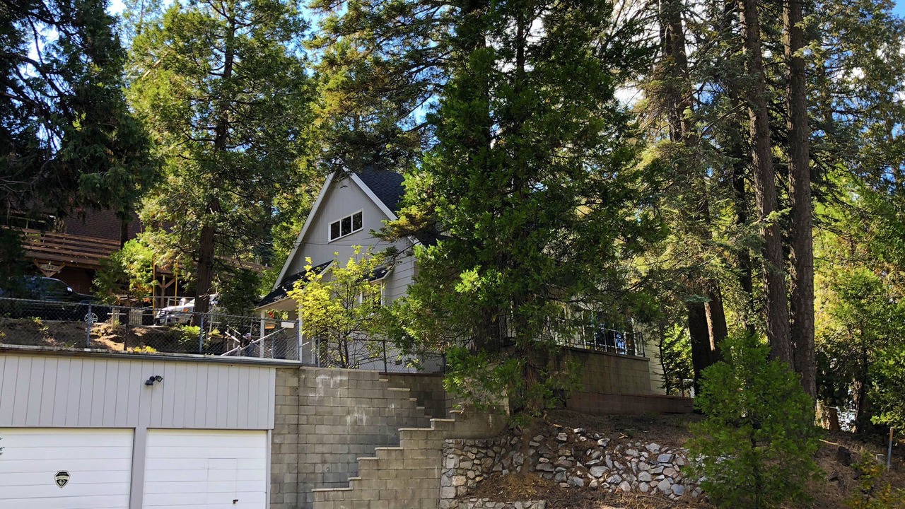 Photo of Others in Lake Arrowhead