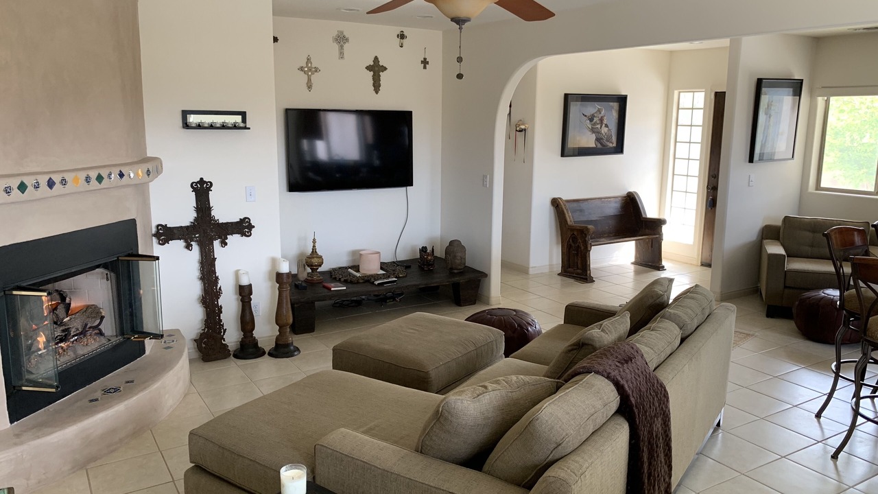 Photo of Livingroom in Desert Hot Springs