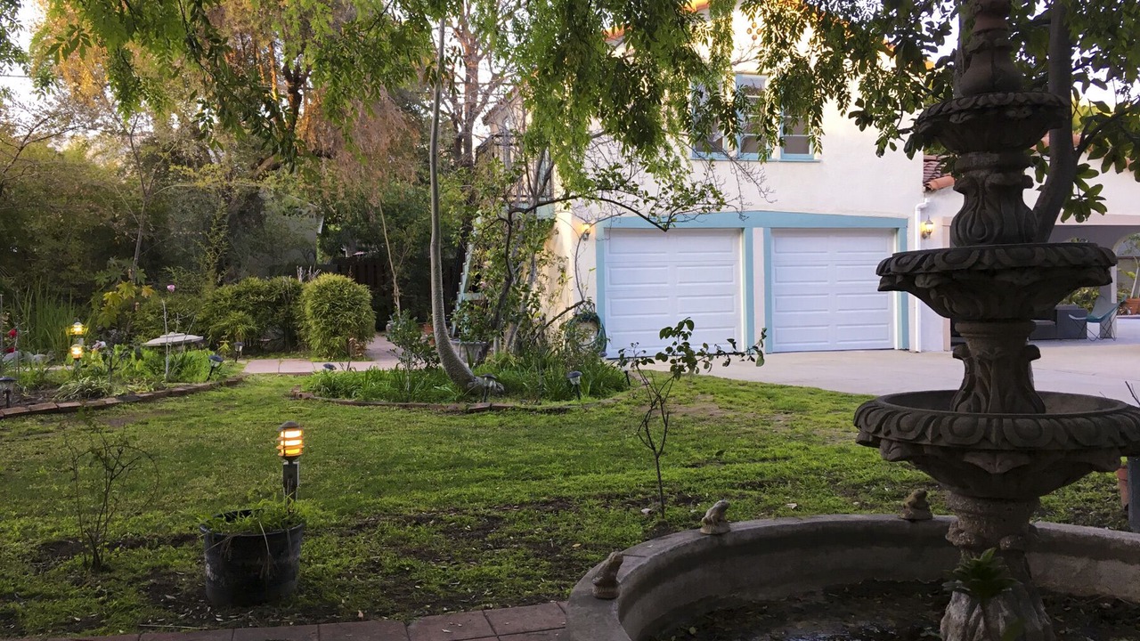 Photo of Outdoor in Mid Central