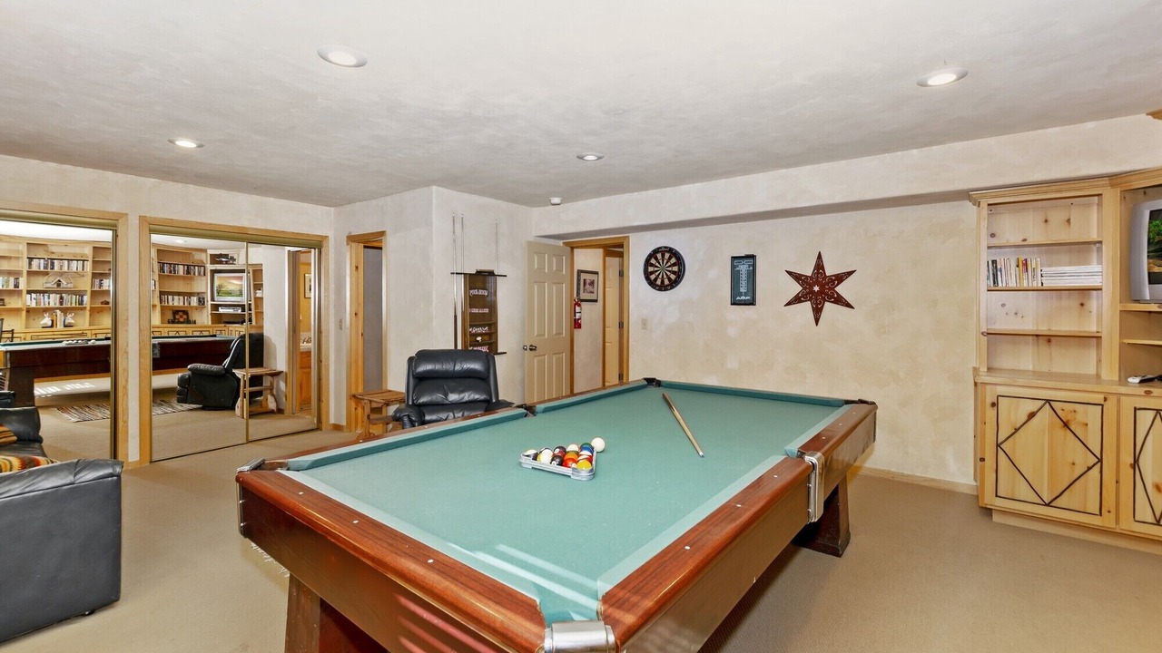 Photo of Others in Castle Glen Estates