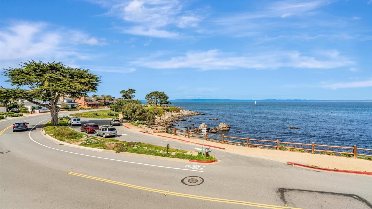 Photo of Patio Balcony in Pacific Grove