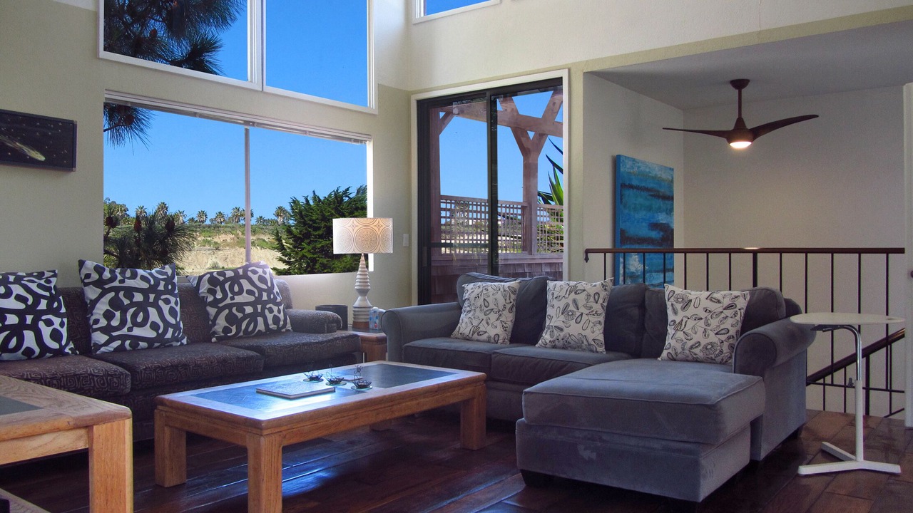 Photo of Livingroom in Carpinteria