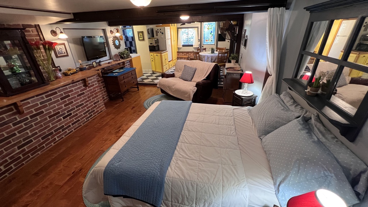 Photo of Bedroom in Eagle Rock