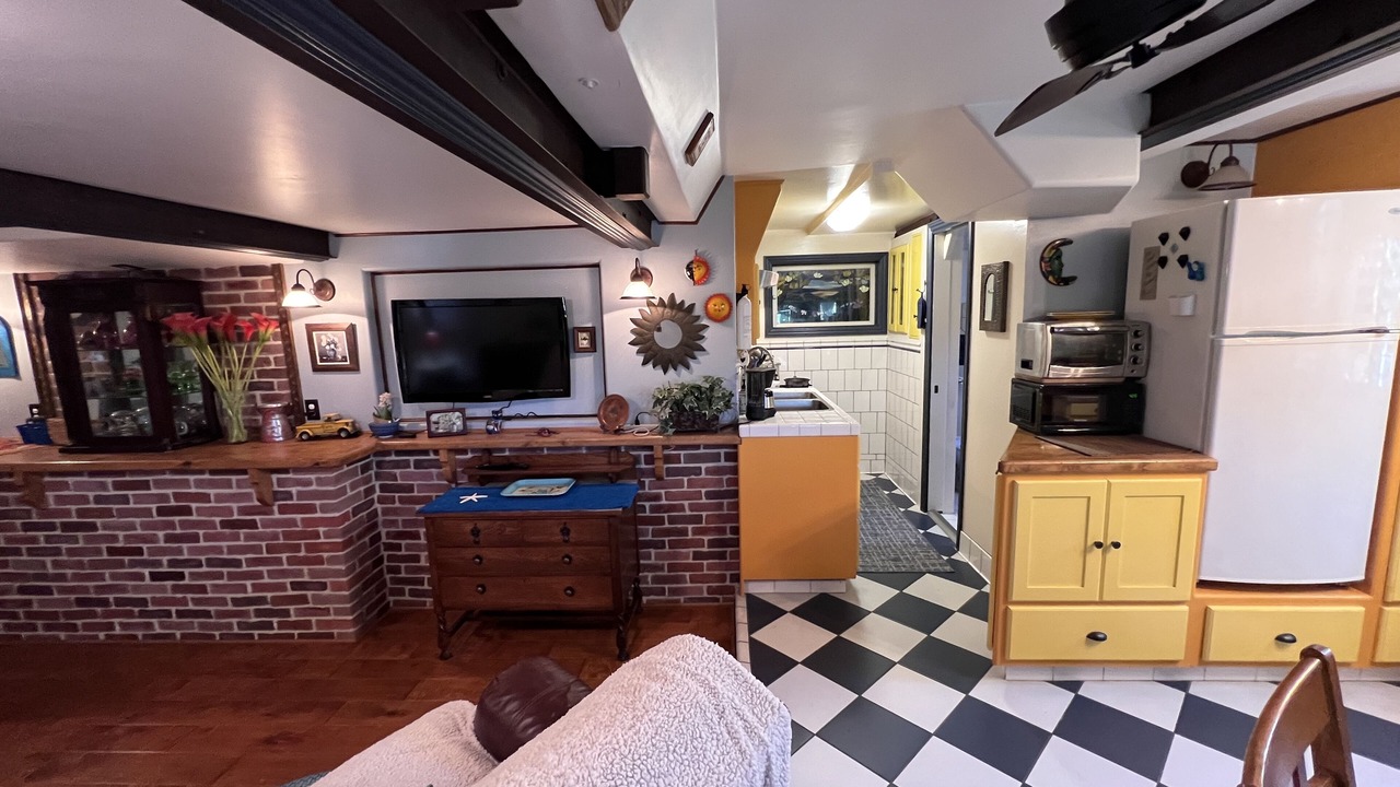 Photo of Livingroom in Eagle Rock