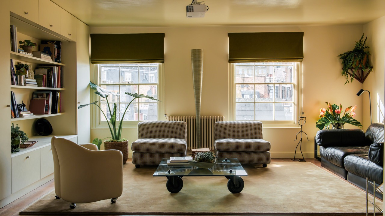 Photo of Livingroom in Covent Garden