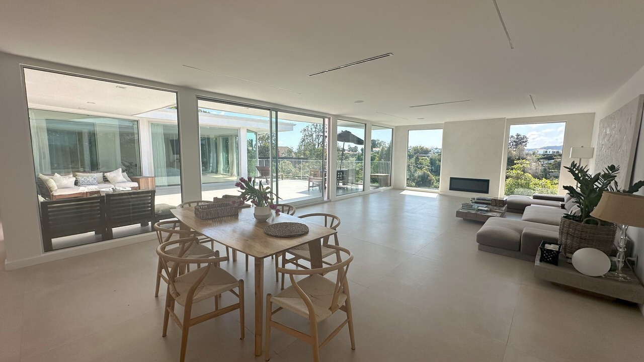 Photo of Livingroom in Bel Air