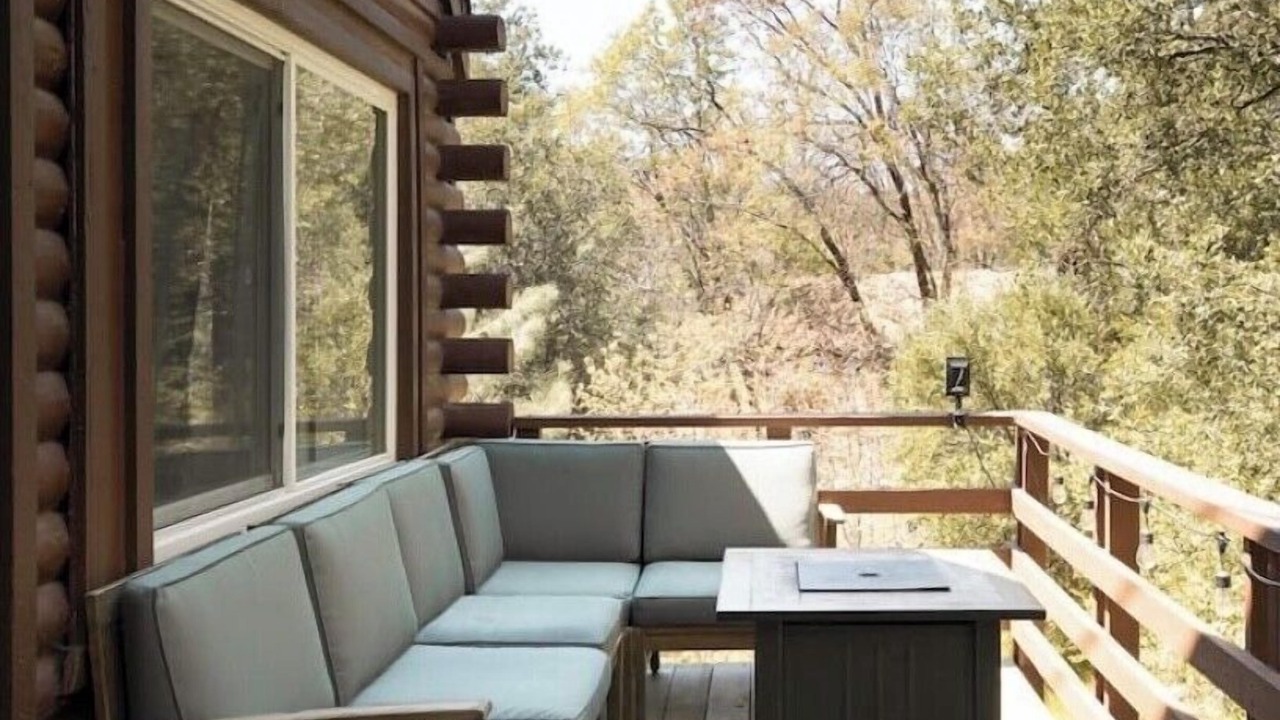 Photo of Outdoor in Cedar Glen