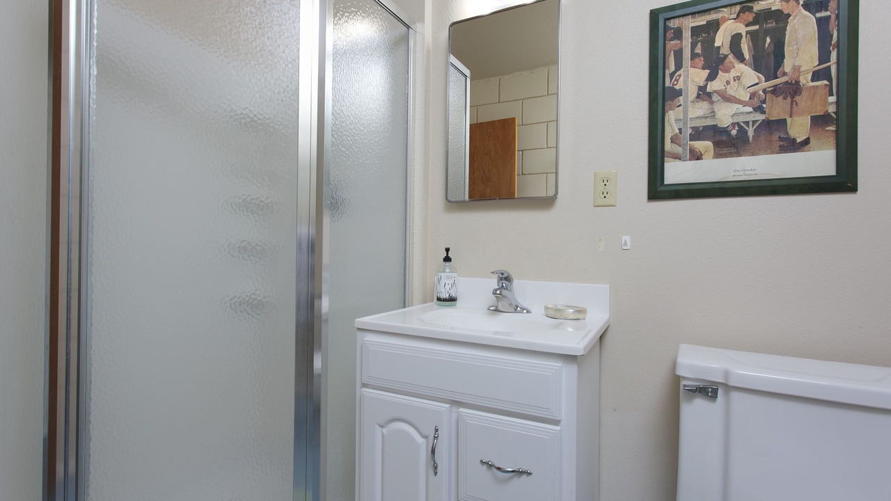 Photo of Bathroom in Wrightwood