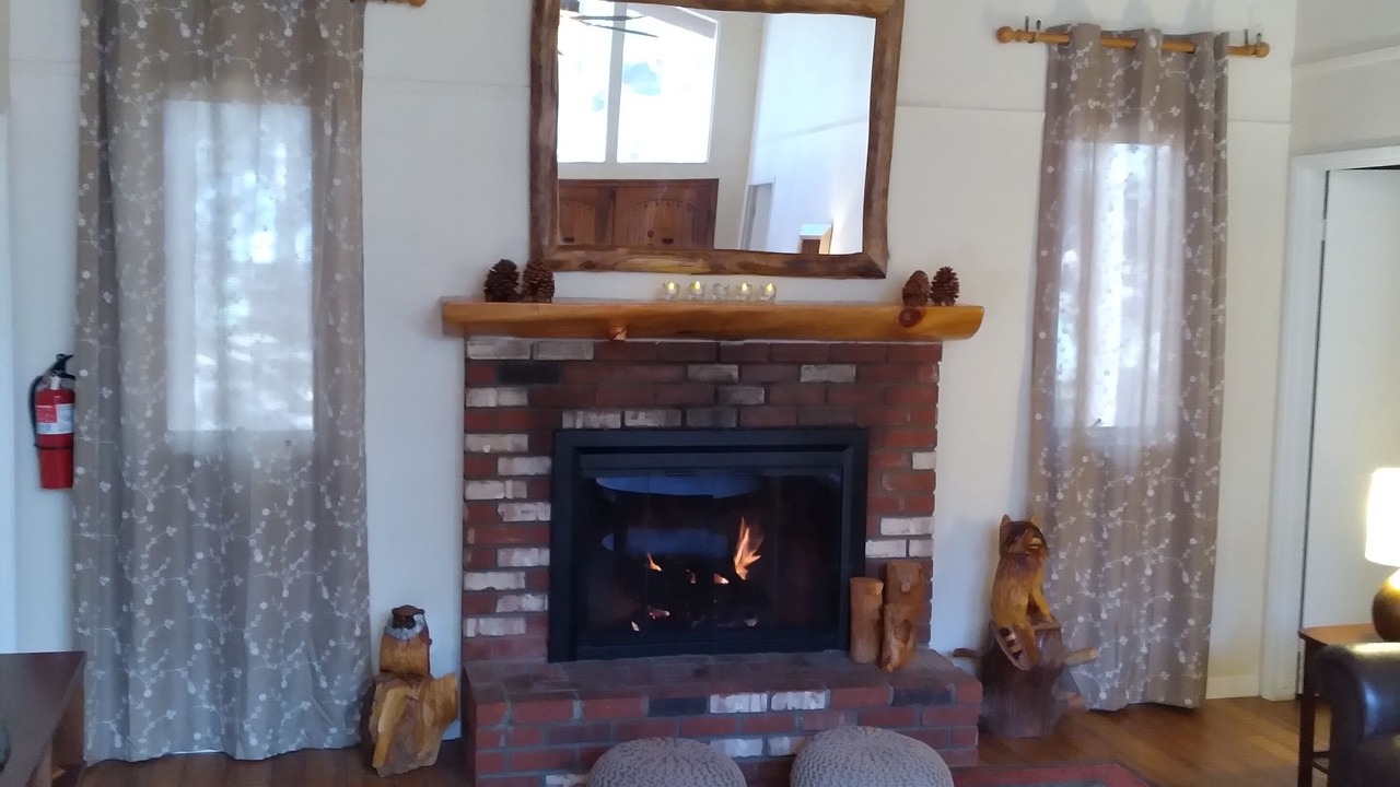 Photo of Livingroom in Big Bear