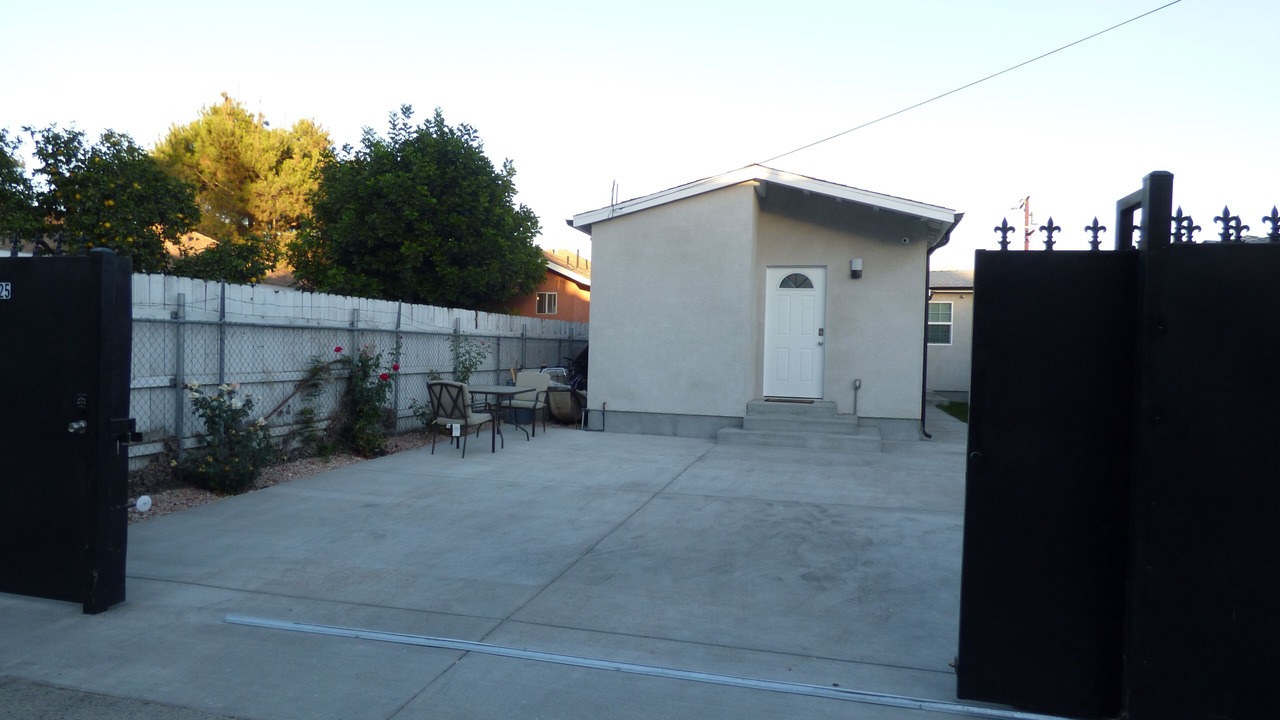Photo of Outdoor in North Hollywood