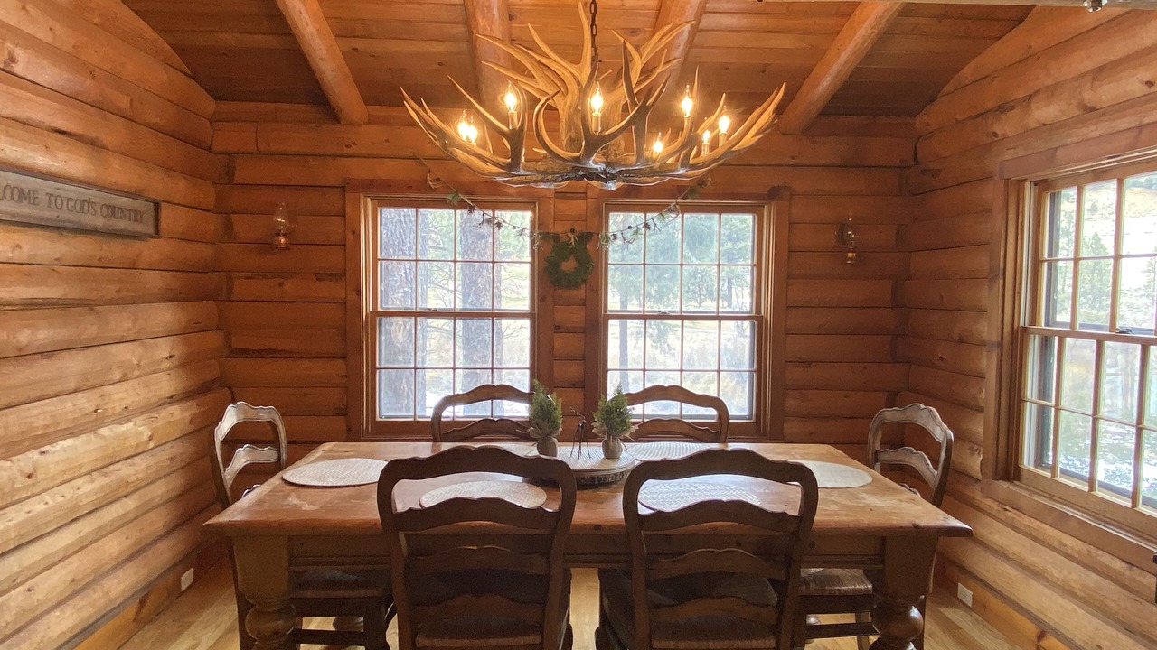 Photo of Livingroom in Pine Mountain Club