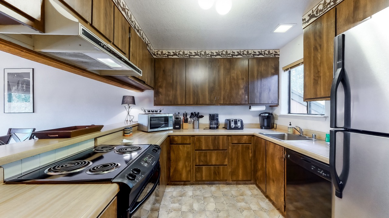 Photo of Kitchen in Shaver Lake