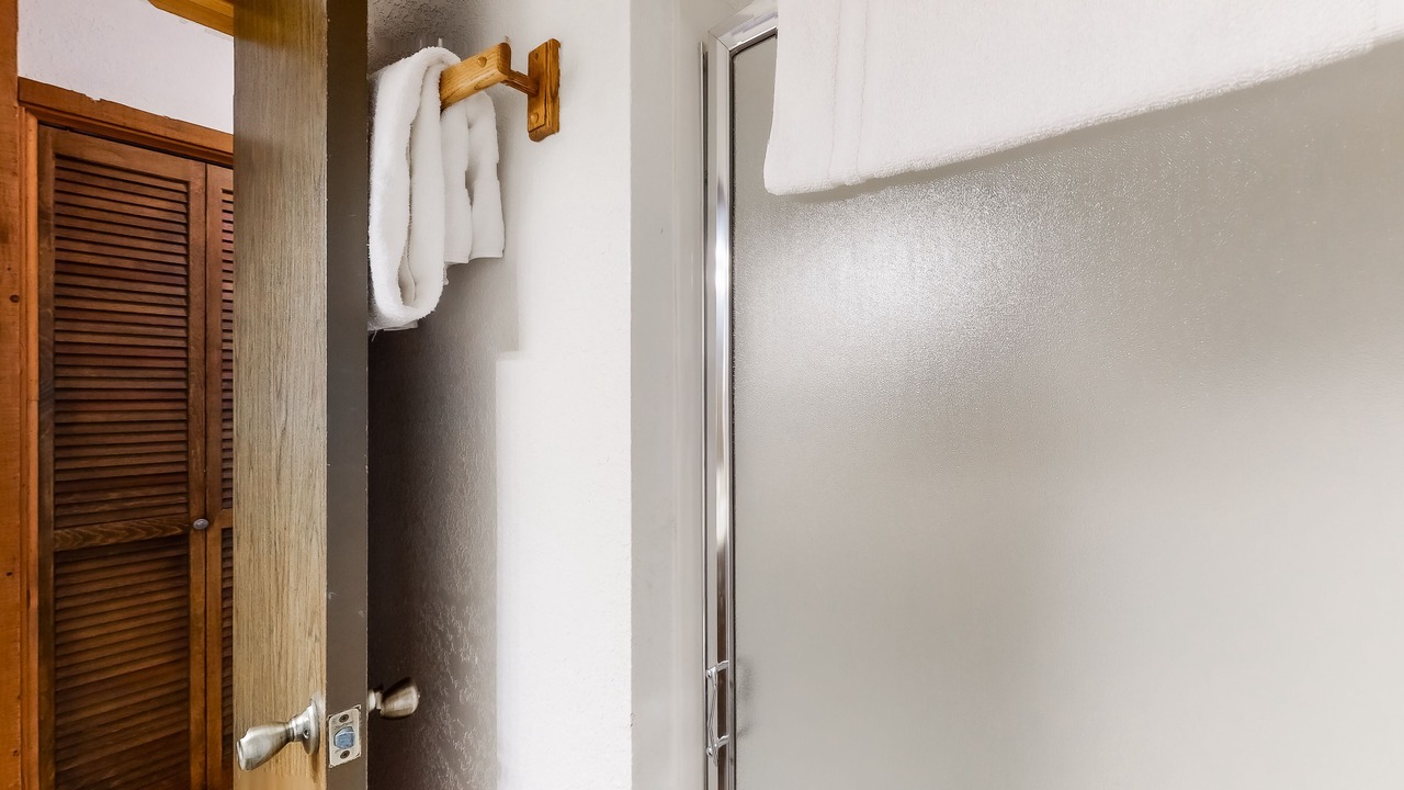 Photo of Bathroom in Shaver Lake