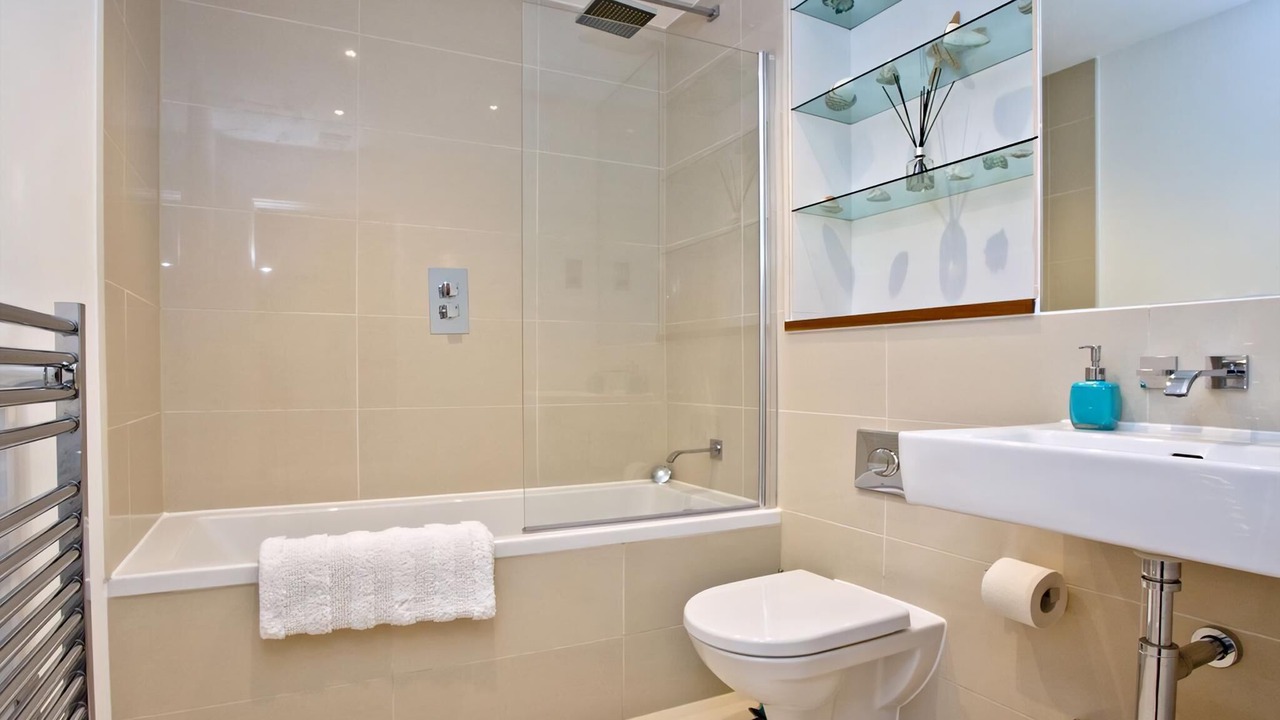 Photo of Bathroom in Newquay
