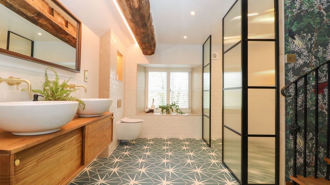 Photo of Bathroom in Inchbrook