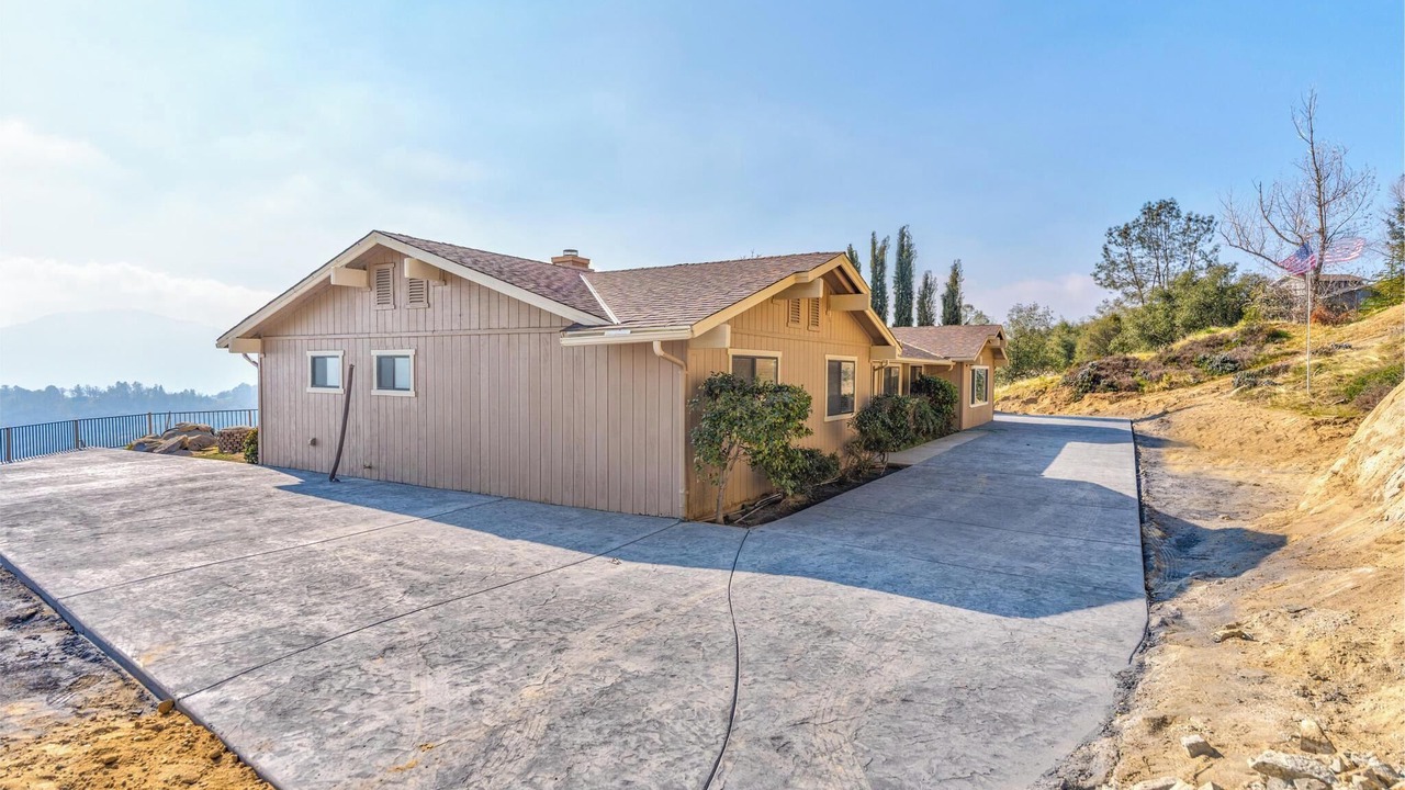 Photo of Outdoor in Oakhurst