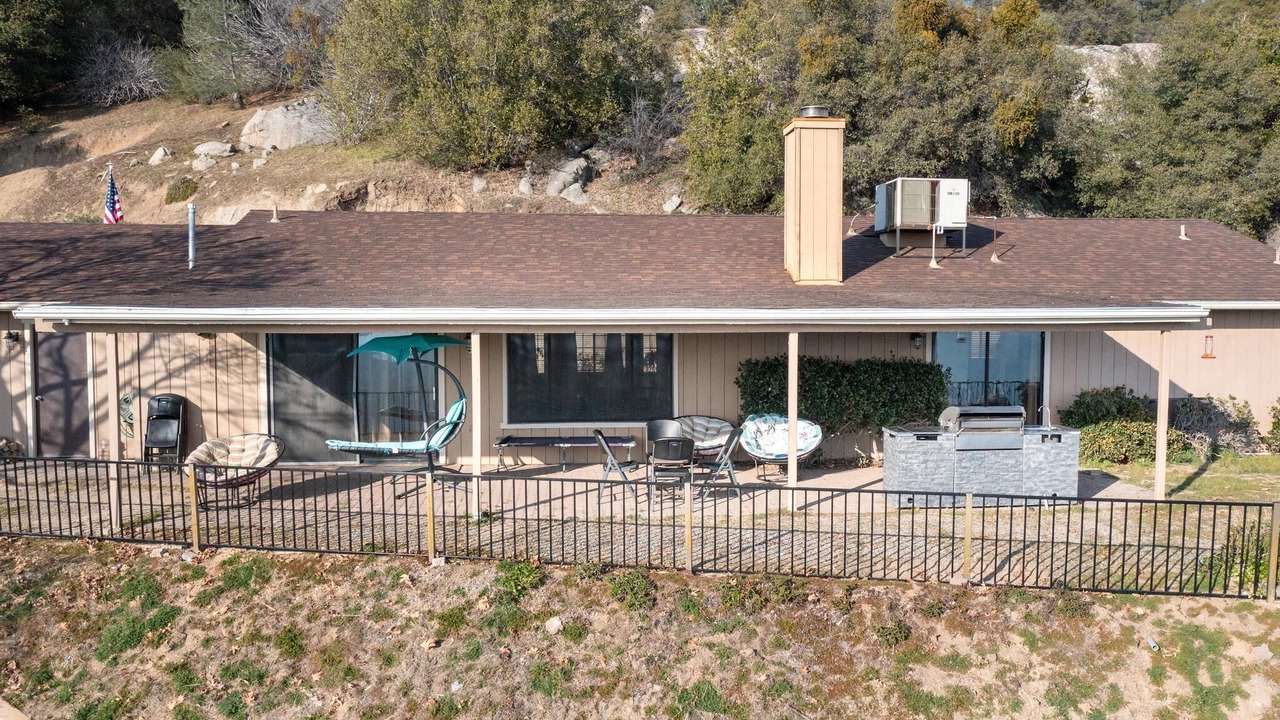 Photo of Outdoor in Oakhurst
