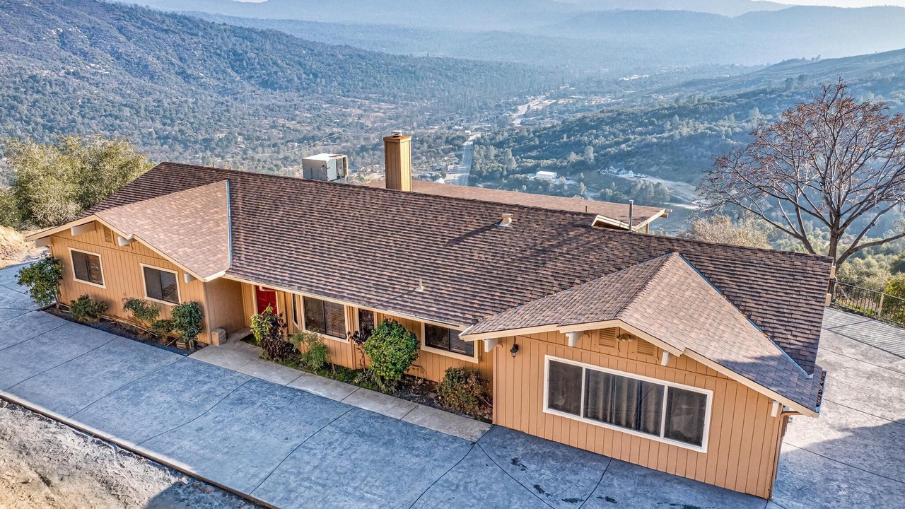 Photo of Outdoor in Oakhurst