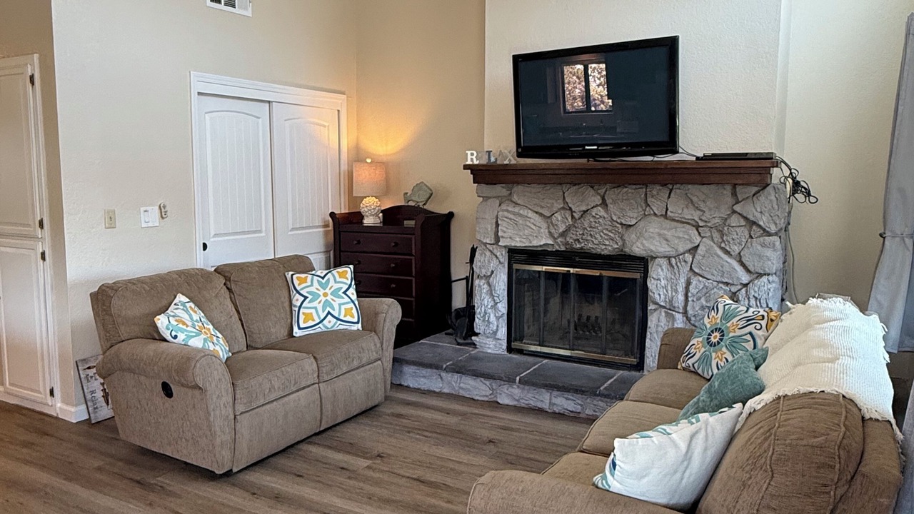 Photo of Bedroom in Copperopolis