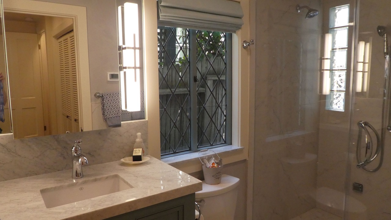 Photo of Bathroom in Golden Rectangle