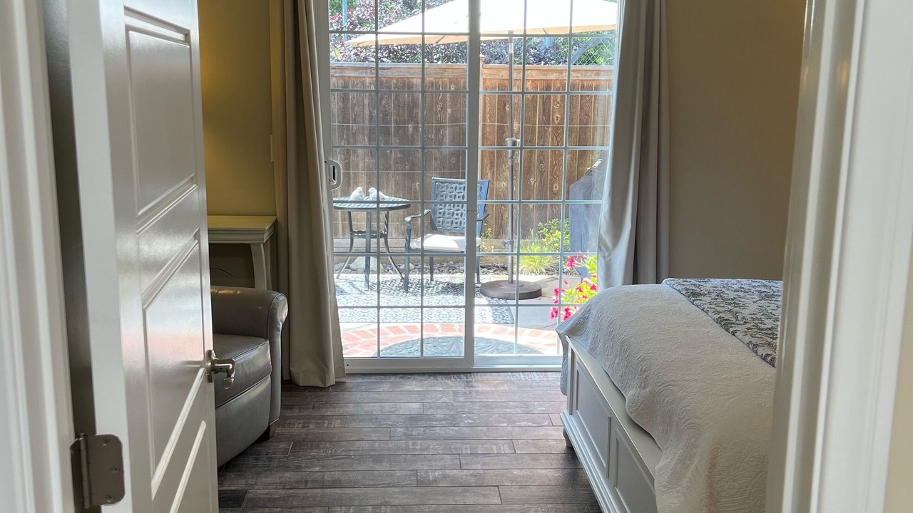 Photo of Bedroom in Vista