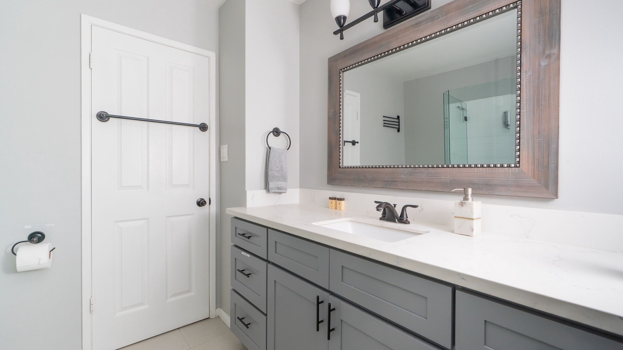 Photo of Bathroom in Anaheim Resort