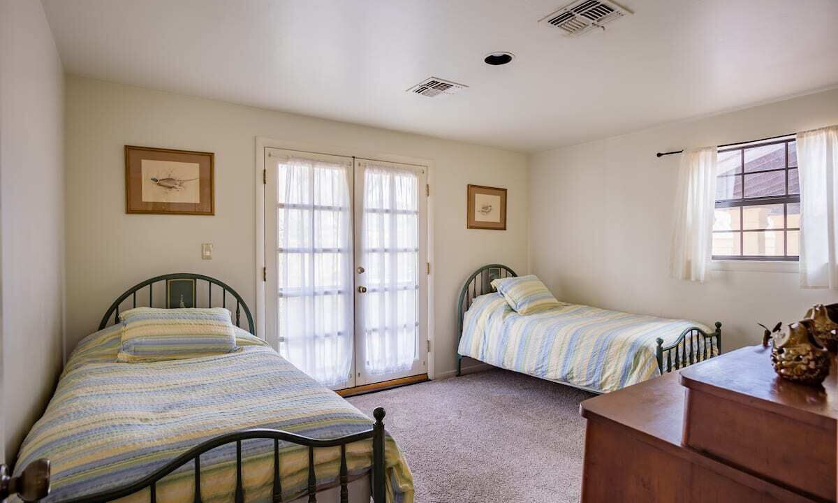 Photo of Bedroom in Lake Isabella