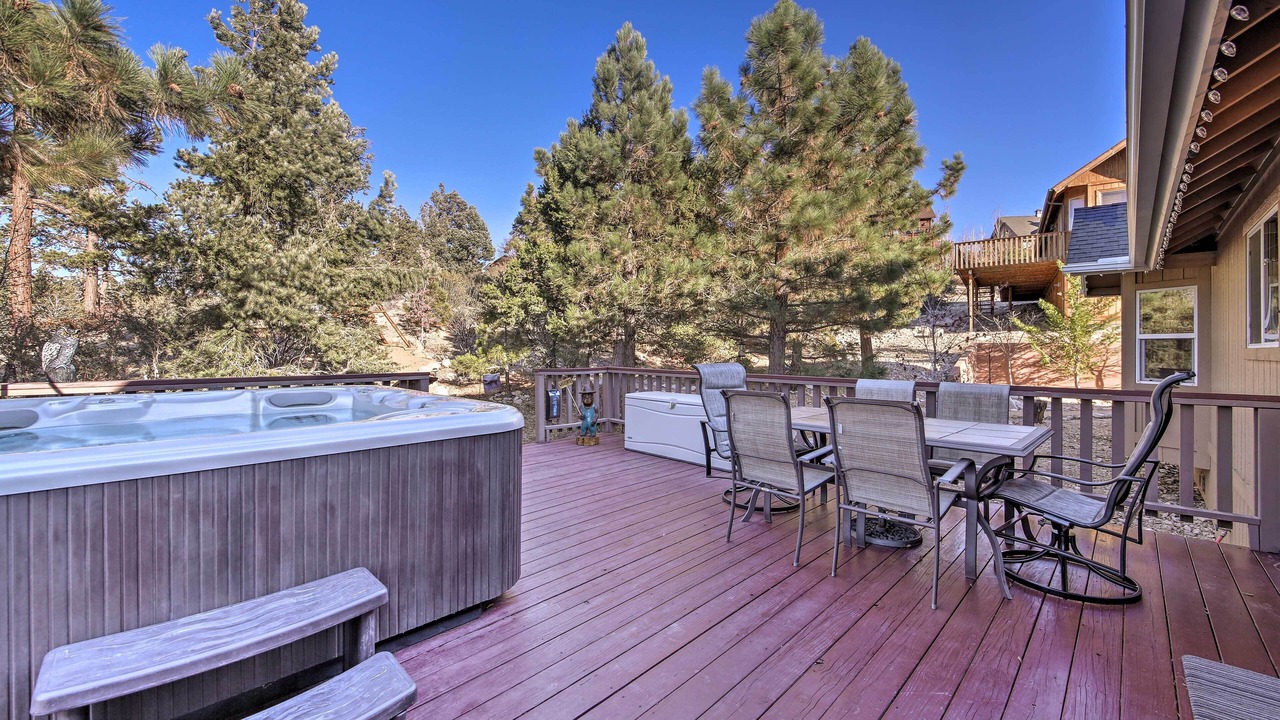 Photo of Outdoor in Castle Glen Estates