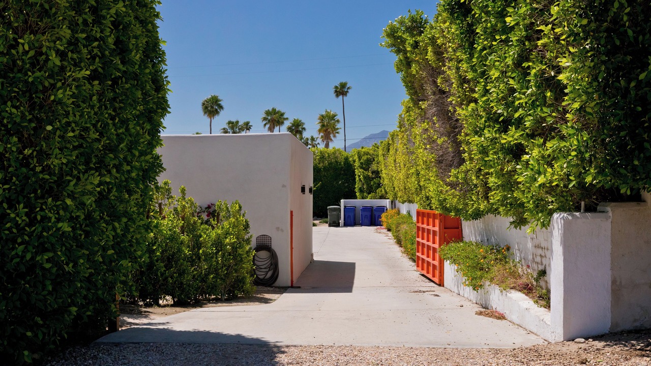 Photo of Outdoor in Little Tuscany