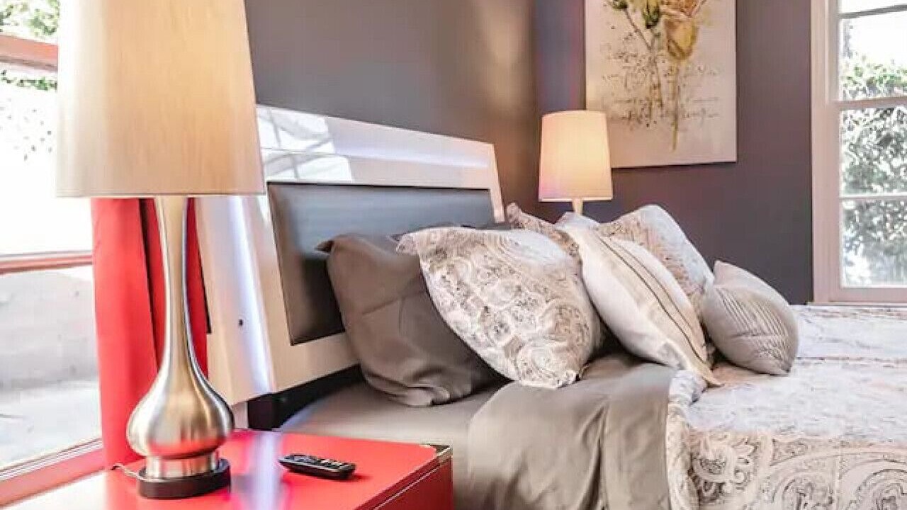 Photo of Bedroom in NoHo Arts District