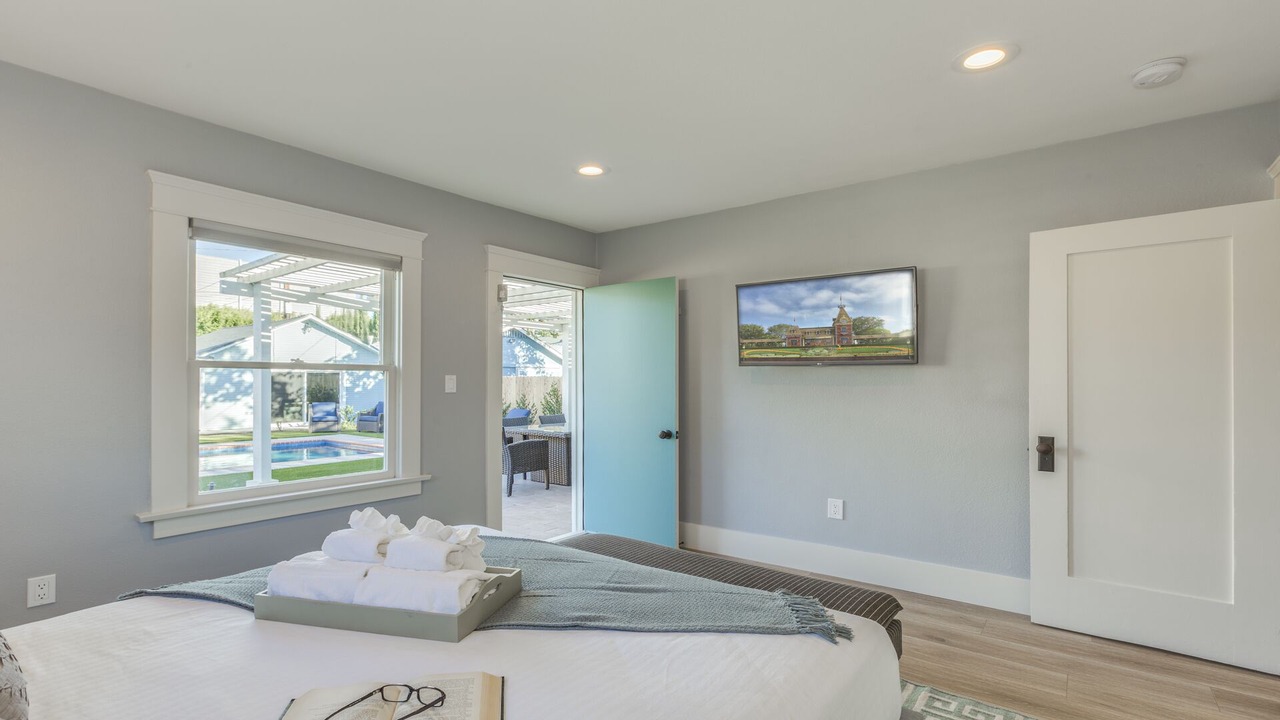 Photo of Bedroom in Anaheim Colony Historic District