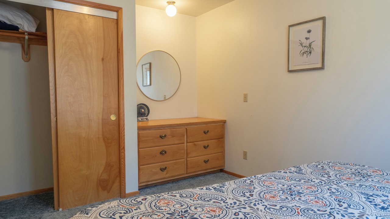 Photo of Bedroom in June Lake