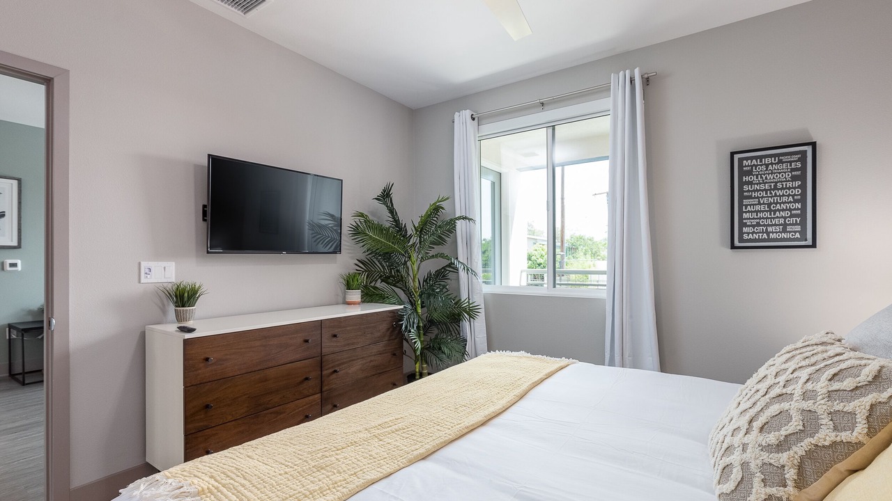 Photo of Bedroom in Fullerton