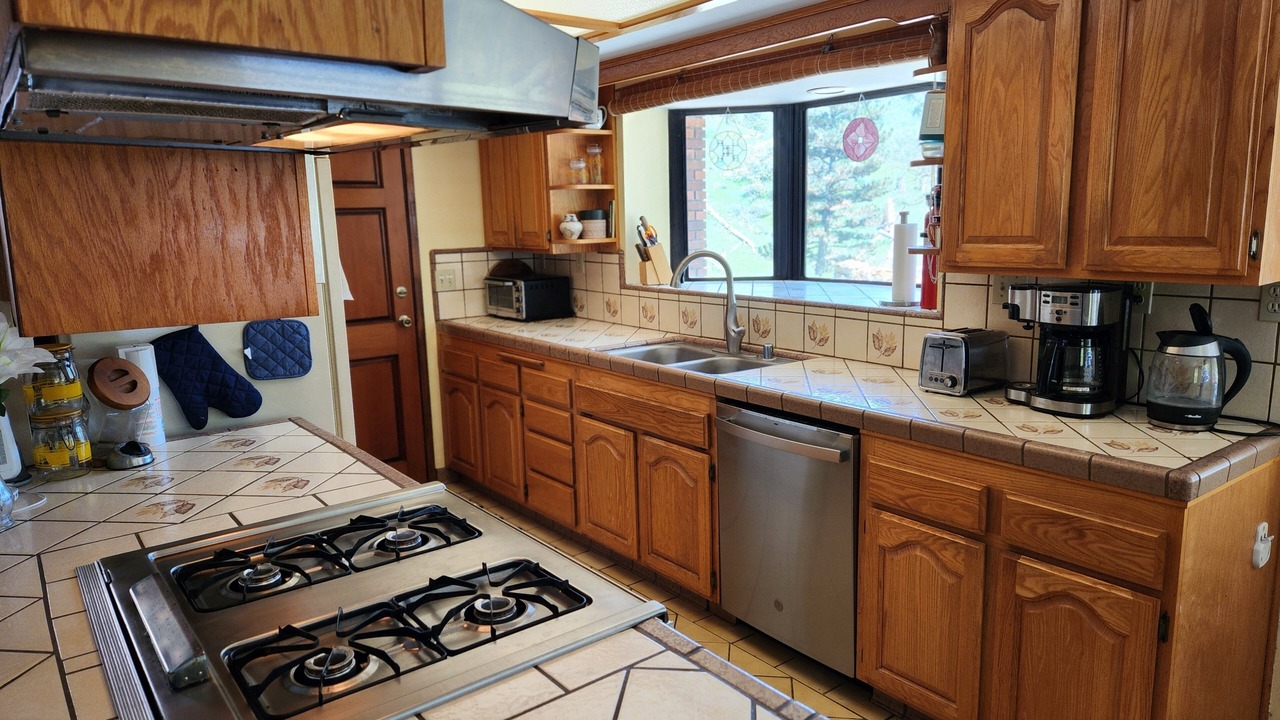 Photo of Kitchen in California Hot Springs