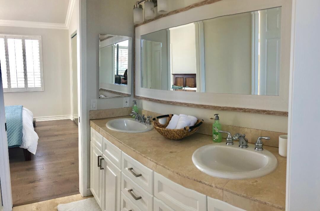Photo of Bathroom in Corona del Mar