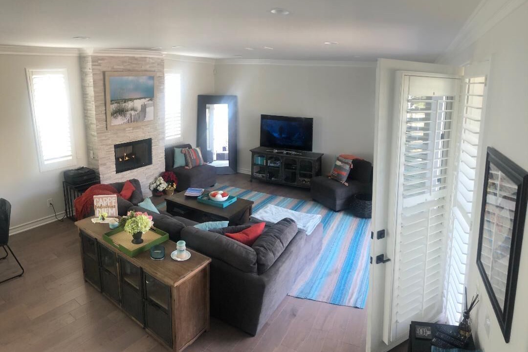 Photo of Livingroom in Corona del Mar