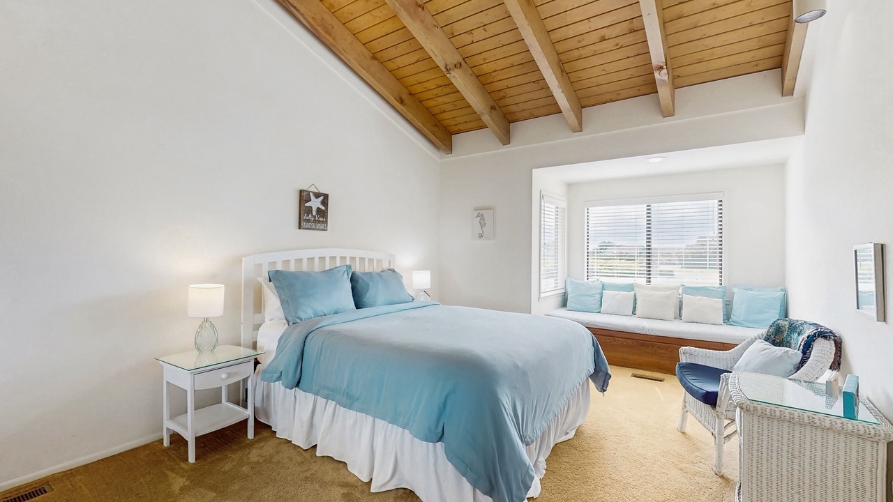 Photo of Bedroom in Fort Bragg
