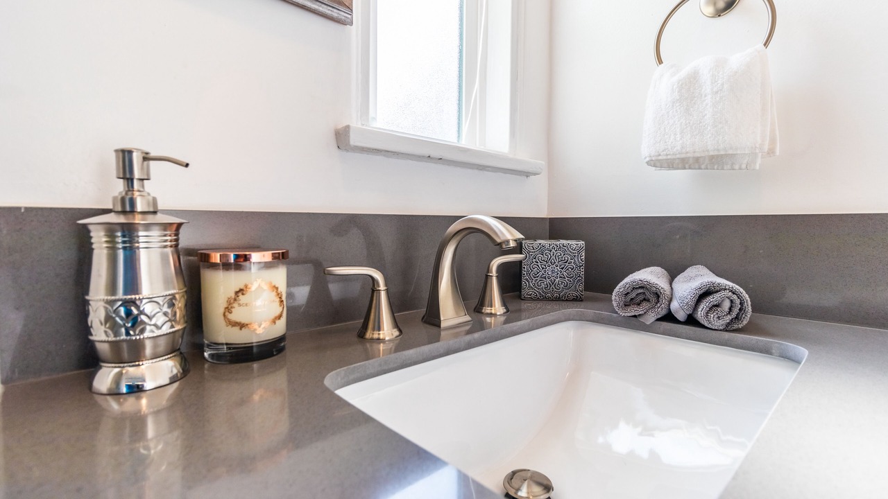 Photo of Bathroom in Valley Village
