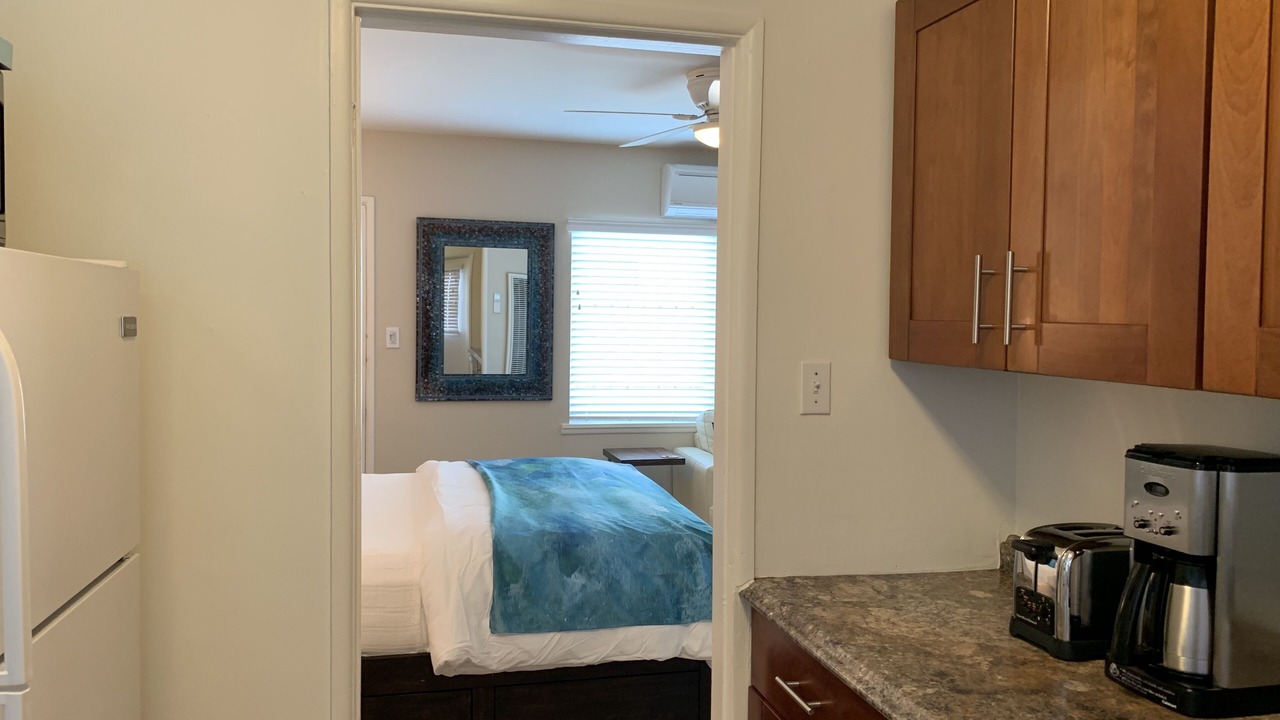 Photo of Bedroom in Lido Isle