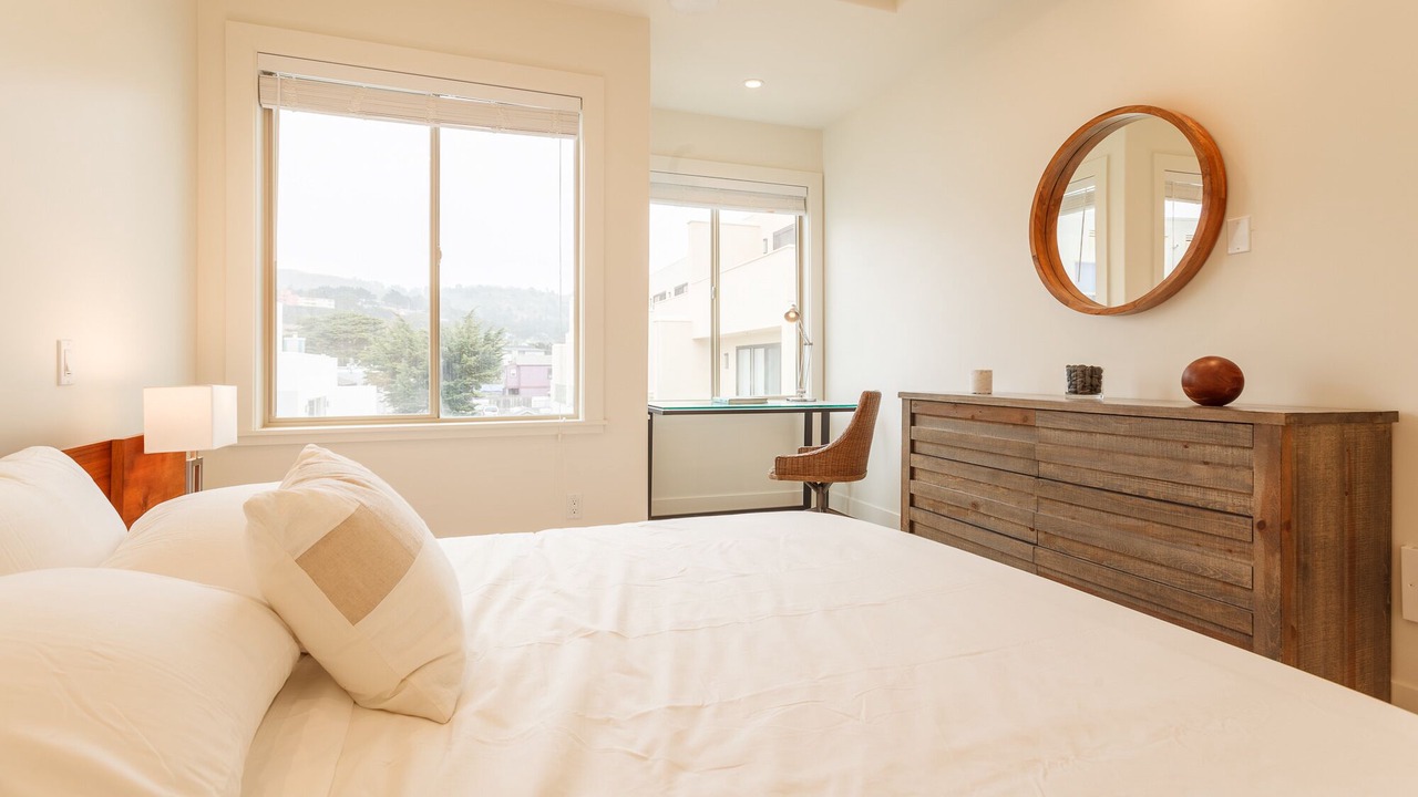 Photo of Bedroom in Sharp Park