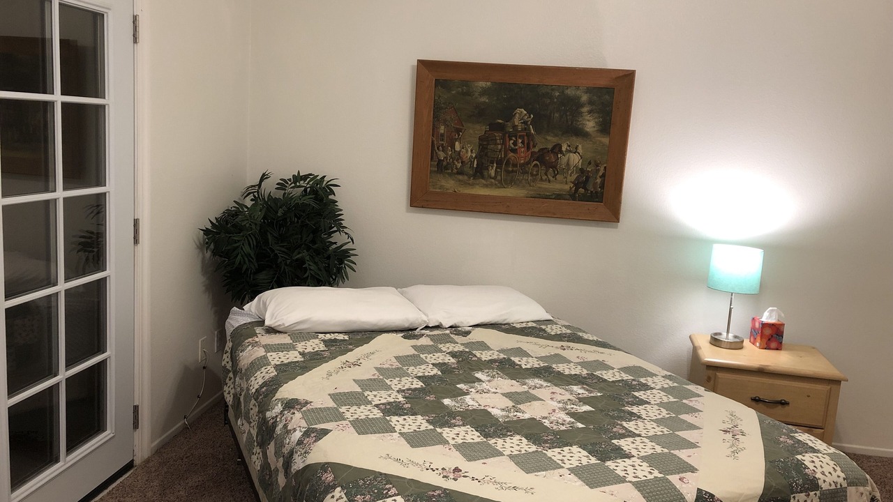 Photo of Bedroom in Pumpkin Center