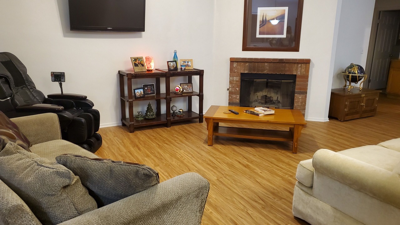Photo of Livingroom in Pumpkin Center