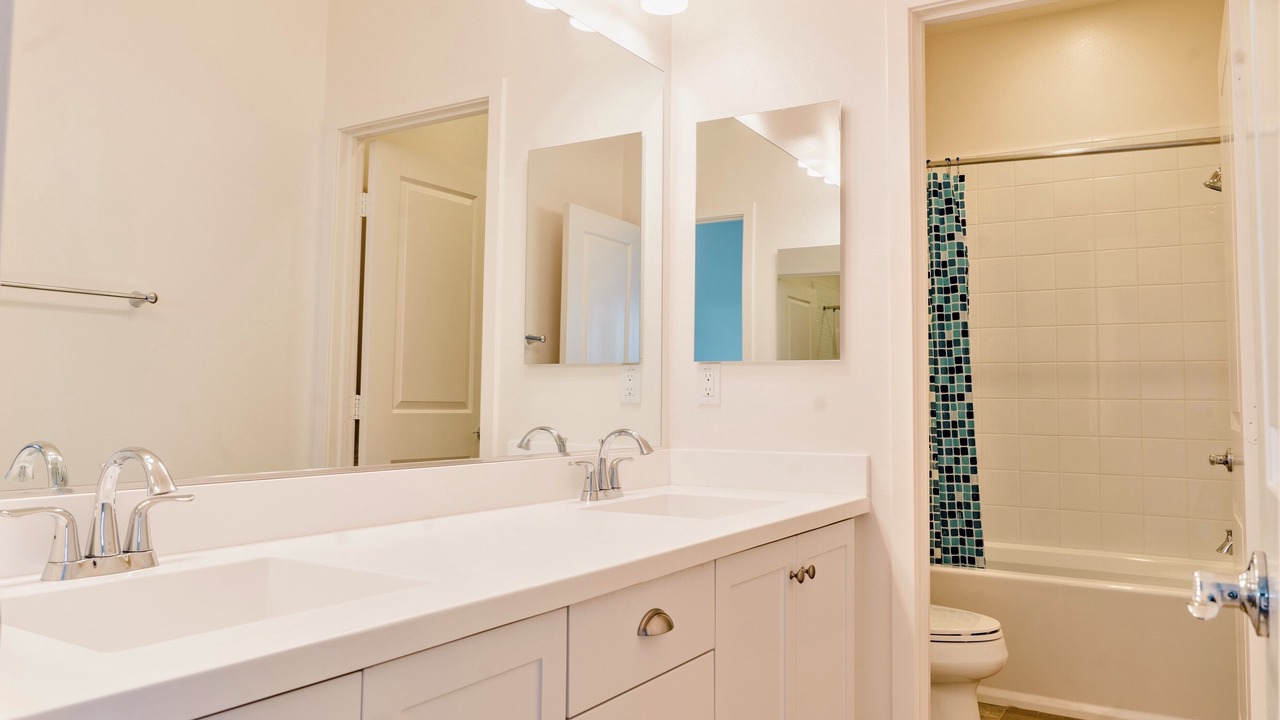 Photo of Bathroom in Lake Forest